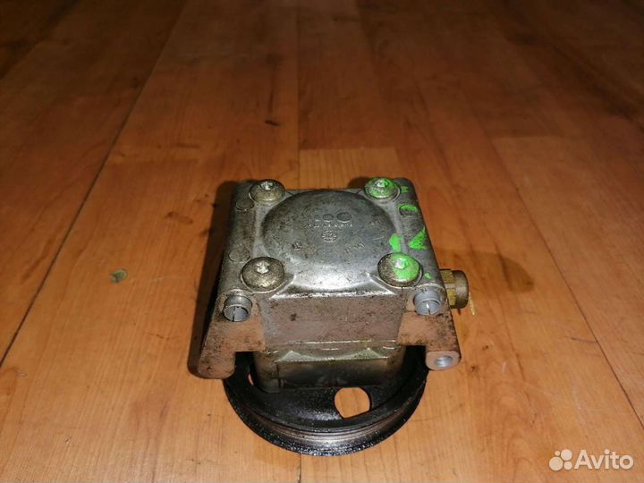 Насос гидроусилителя руля Форд Фокус 2 1,6 бензин