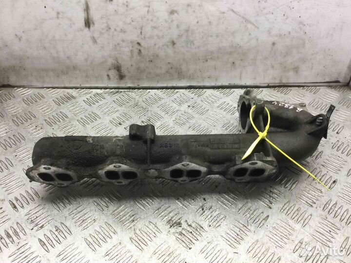 Коллектор впускной Renault Trafic M9R742