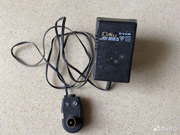 Зарядное устройство