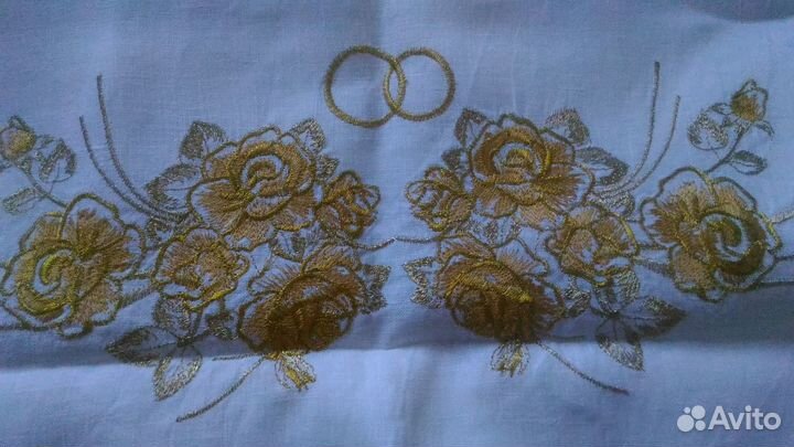 Богатый свадебный рушник из льна с вышивкой