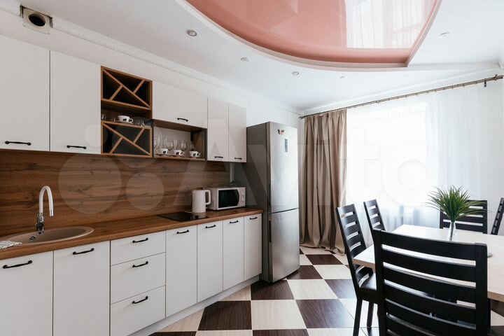 3-к. квартира, 120 м², 2/10 эт.