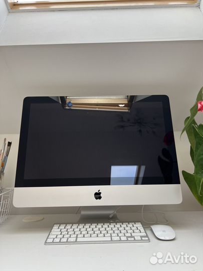 Моноблок apple iMac 21,5 2011 (комплект)