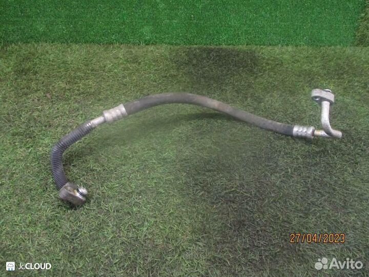 Шланг кондиционера на toyota allion ZZT245 1ZZ-FE