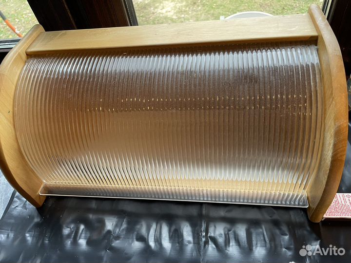 Хлебница деревянная новая, Италия