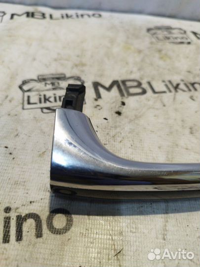 Ручка двери правая Mercedes Gl X164