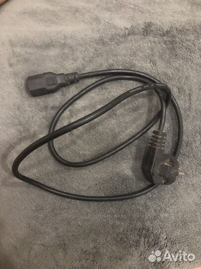 Кабель для компьютера