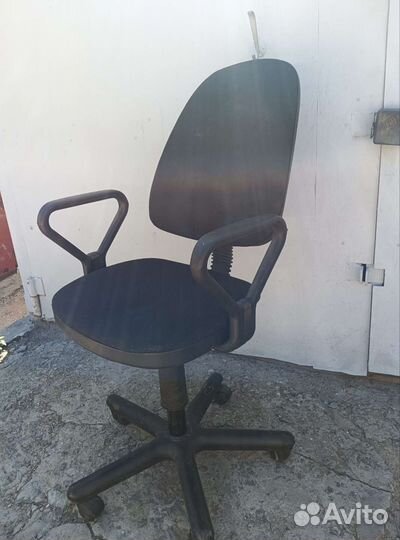 Компьютерное кресло