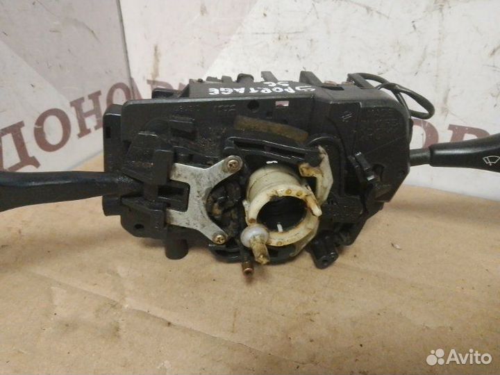 Подрулевой переключатель Kia Sportage 2.0 1996