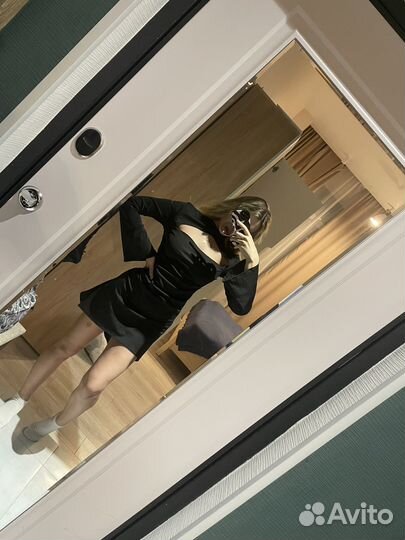 Платье вечернее эффектное