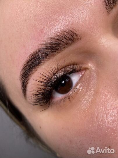 Оформление бровей