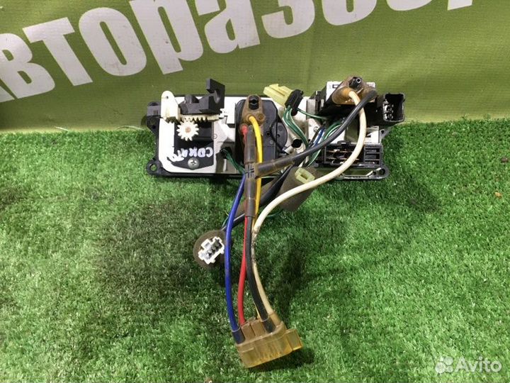 Блок управления печкой Hyundai Sonata Y3 G4CNV