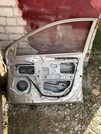 Дверь передняя правая Hyundai Solaris