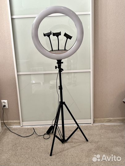 Кольцевая лампа 45 см бу