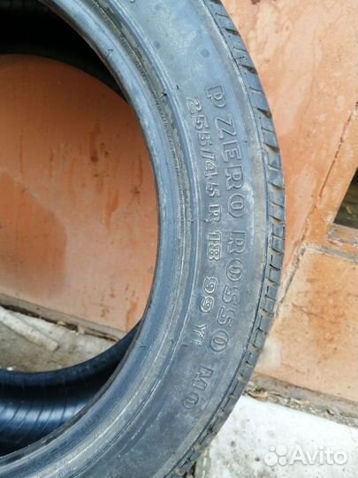 Pirelli P Zero Corsa 255/45 R18