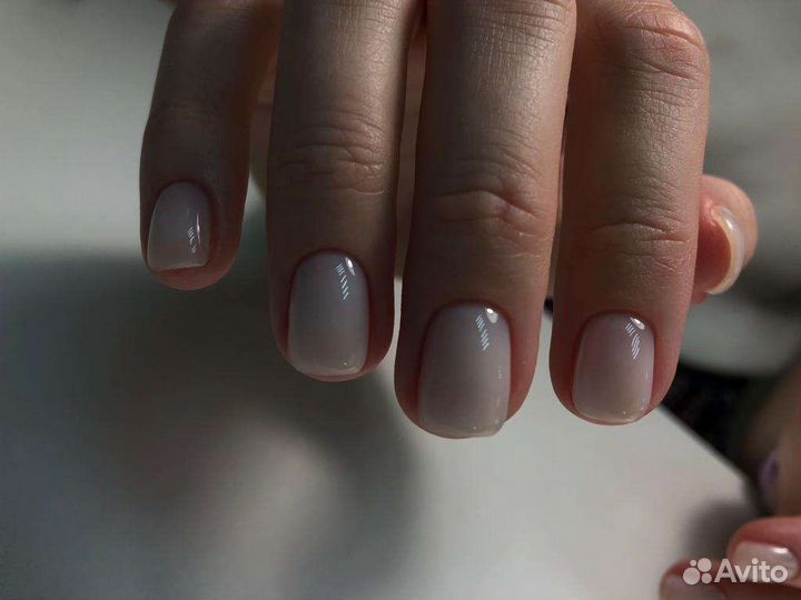 Маникюр и педикюр на дому