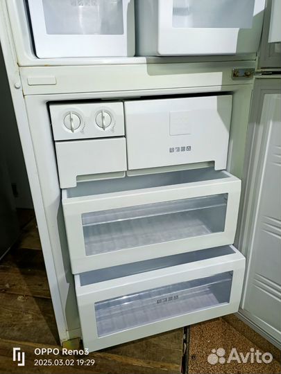 Холодильник samsung