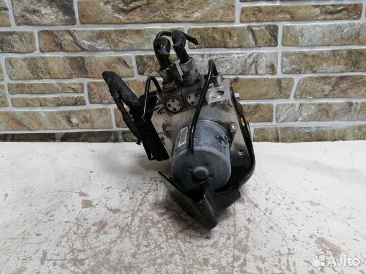 Блок управления тормозами/насос ABS Jeep Grand Che