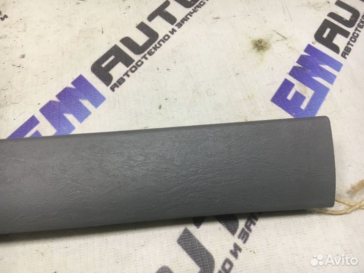 Накладка порога задняя правая Форд Фокус 1