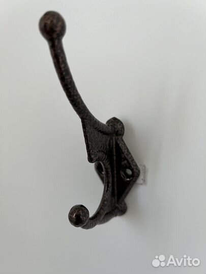 Крючки для одежды