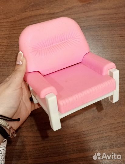 Мебель для кукольного домика