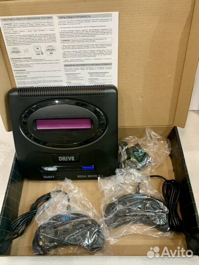 Sega два джойстика 50 закаченных игр подарок