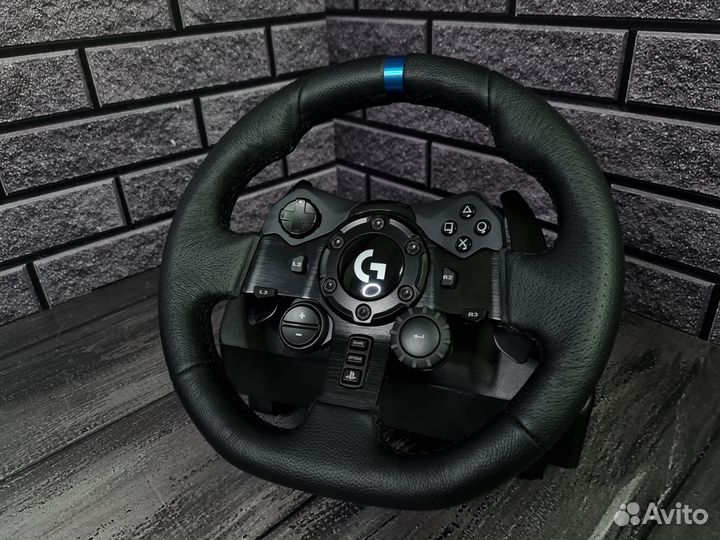 Игровой руль Logitech G923 + Shifter (PS / пк)