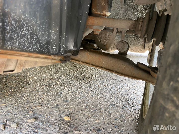 Передние рычаги Toyota Carina 170