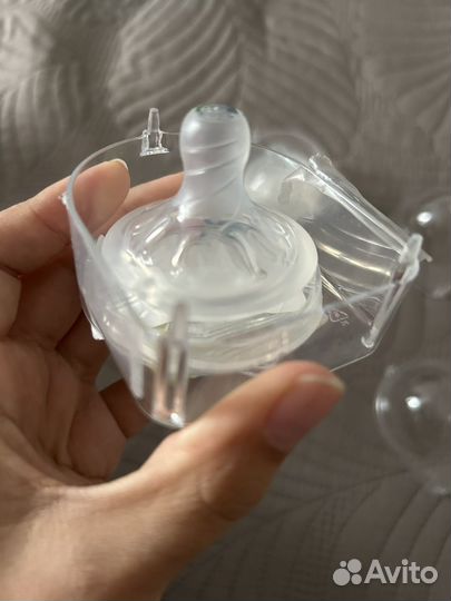 Соска на бутылочку avent 0 и 3