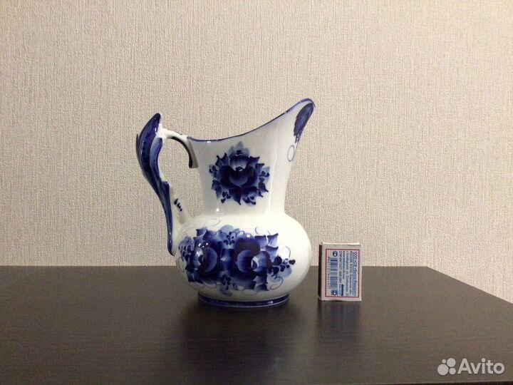 Кувшин гжель, авторская работа