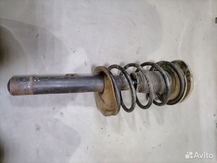 Амортизатор стойка передняя Peugeot 206 1998-2012