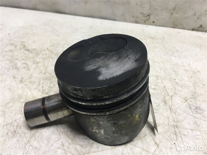 Поршень Volkswagen Golf Ii/Jetta Ii 1983-1992