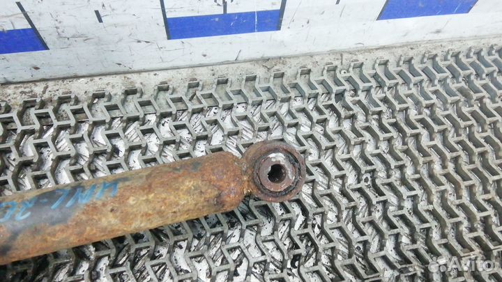 Стойка задняя левая nissan primera P12 2002 2005