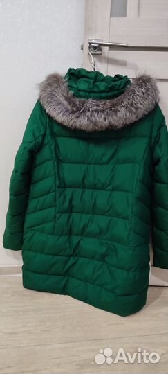 Продам куртку женскую