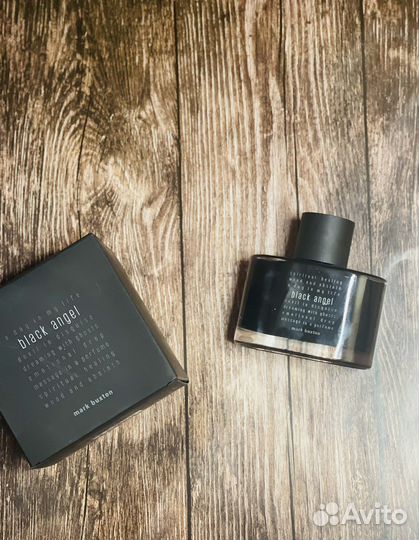 Black angel (Mark Buxton)