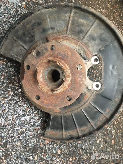 Кулак задний кайен