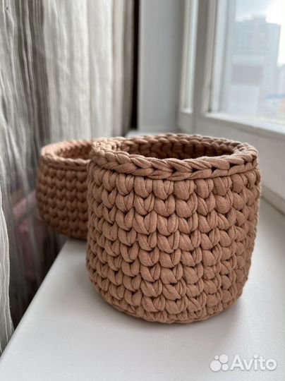 Набор вязаных корзинок