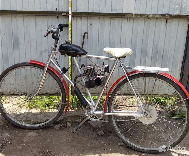 Велосипед с двигателем