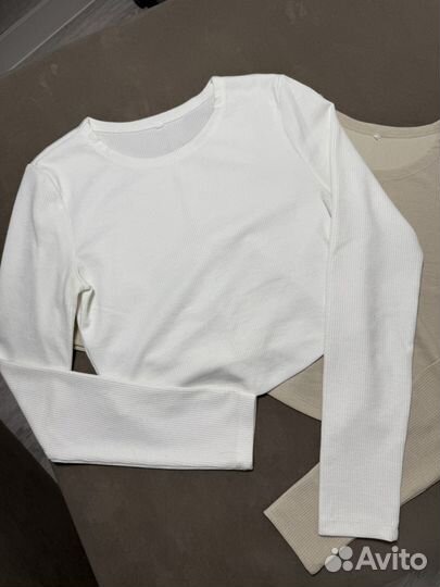 Топ с длинным рукавом s
