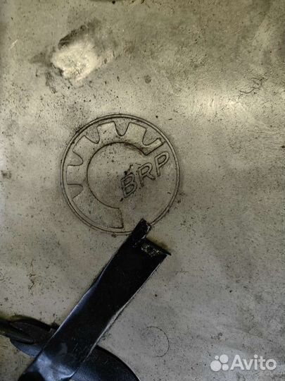 Крышка кпп BRP ski-doo Summit