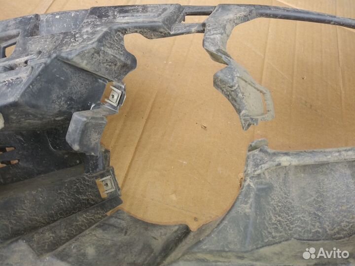 Кронштейн переднего бампера BMW X6 F16