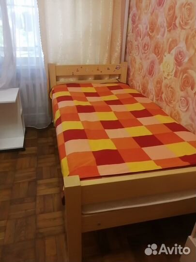 Кровать