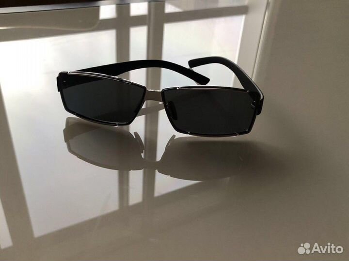 Солнцезащитные очки