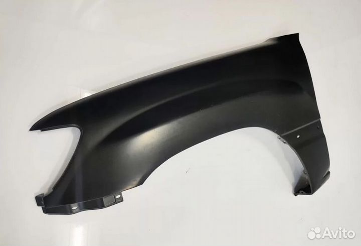 Крыло переднее правое Toyota Land Cruiser 100LX470