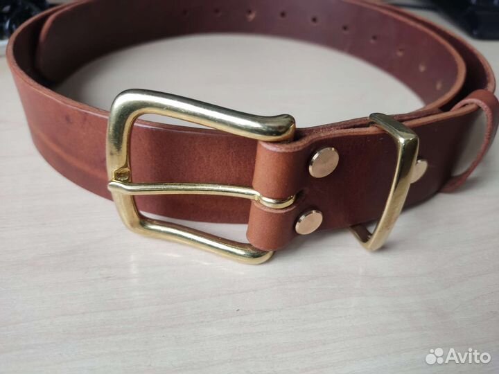 Мужской кожаный ремень