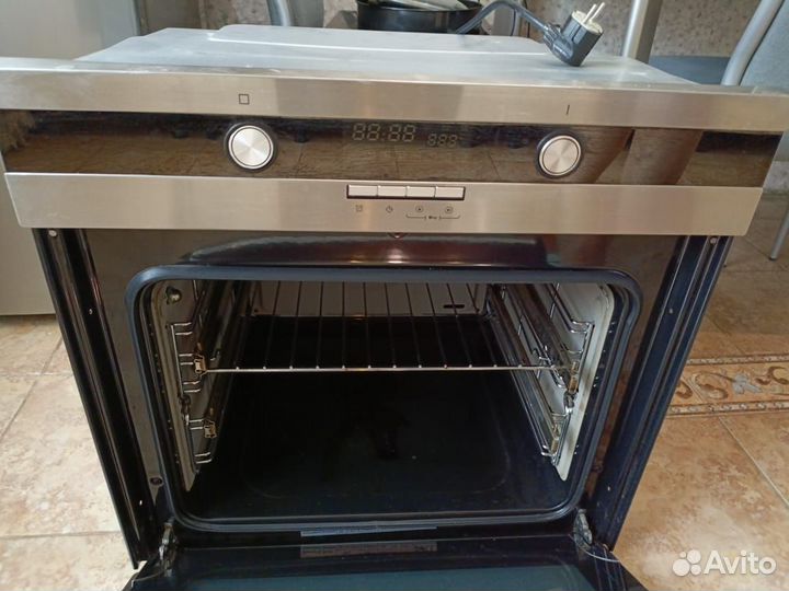 Духовой шкаф