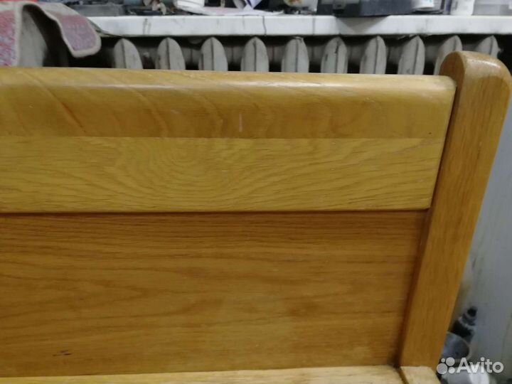 Тумбочка прикроватная из массива