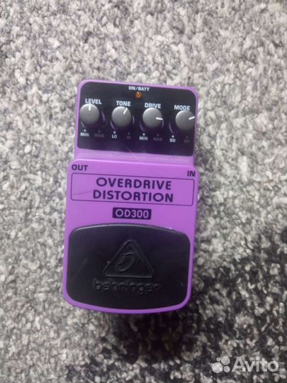 Гитарная педаль behringer od300
