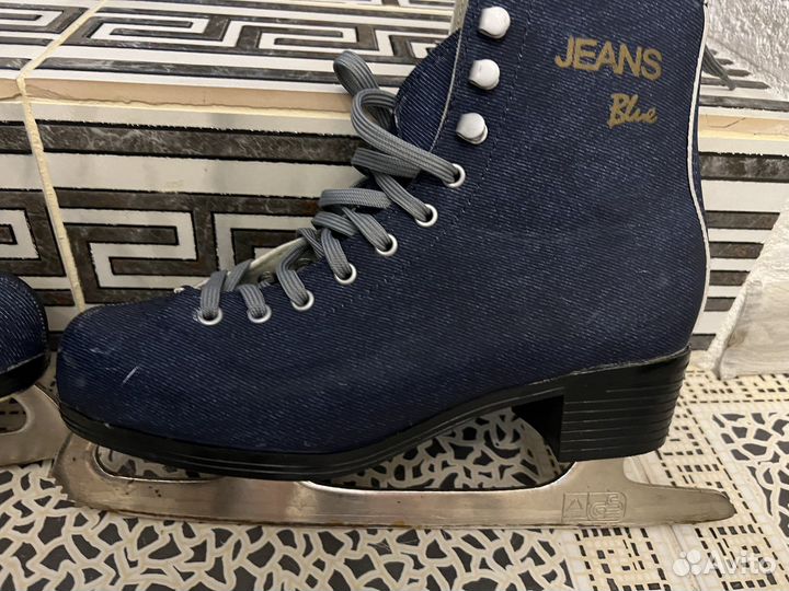 Коньки женские 37