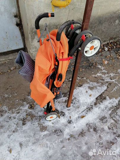 Детская коляска трость