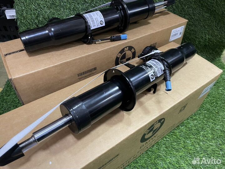 Амортизаторы BMW F15 37106875083 / 37106875084